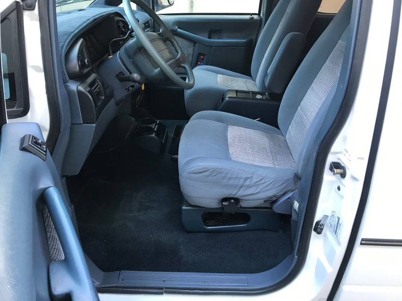 Illustration for article titled At $3,900, Could This 1997 Ford Aerostar XLT AWD Have You Saying "Yes We Van?"